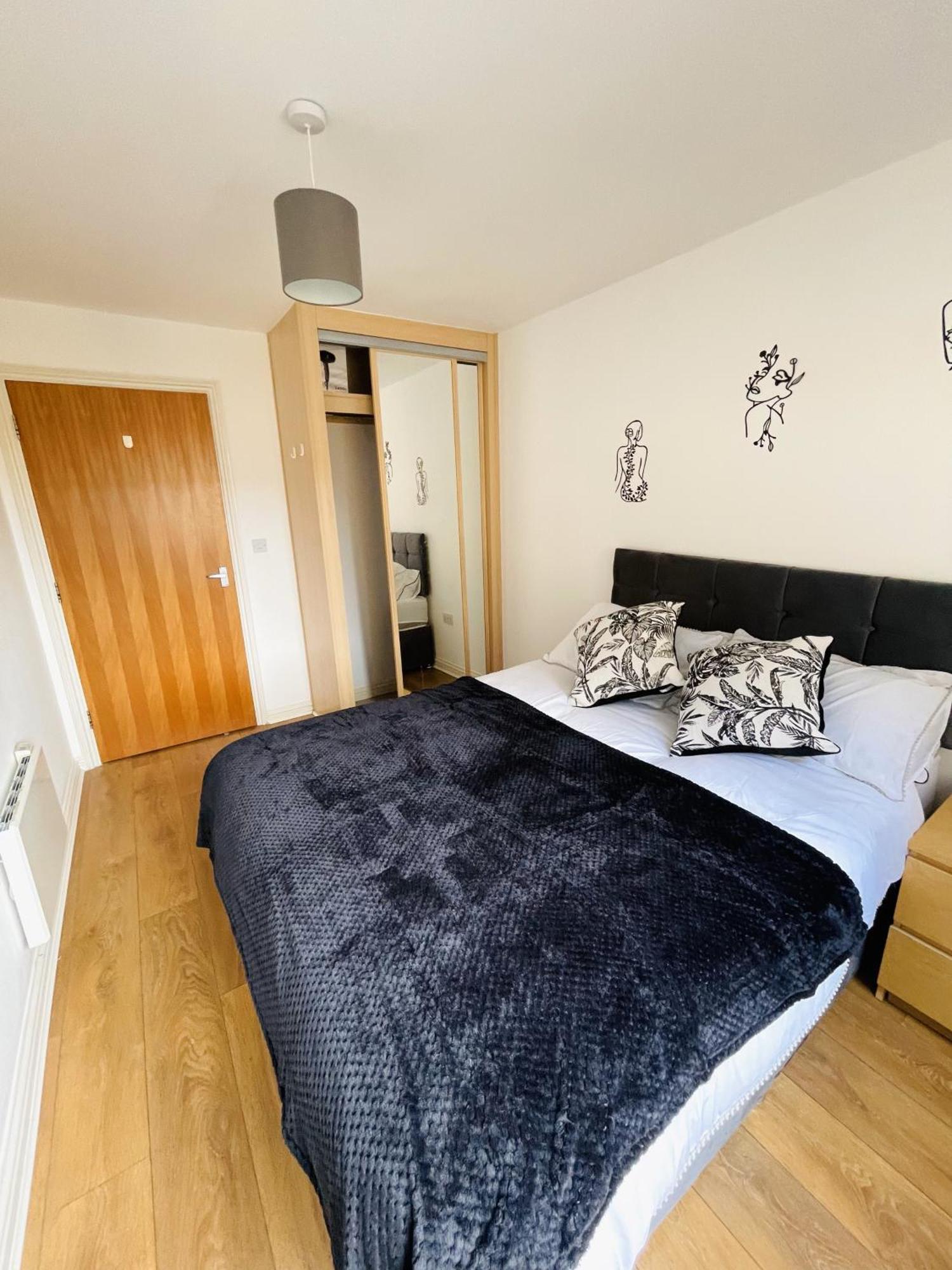 Starberry Court Londra